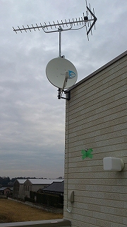 新規UHF+BS壁面設置