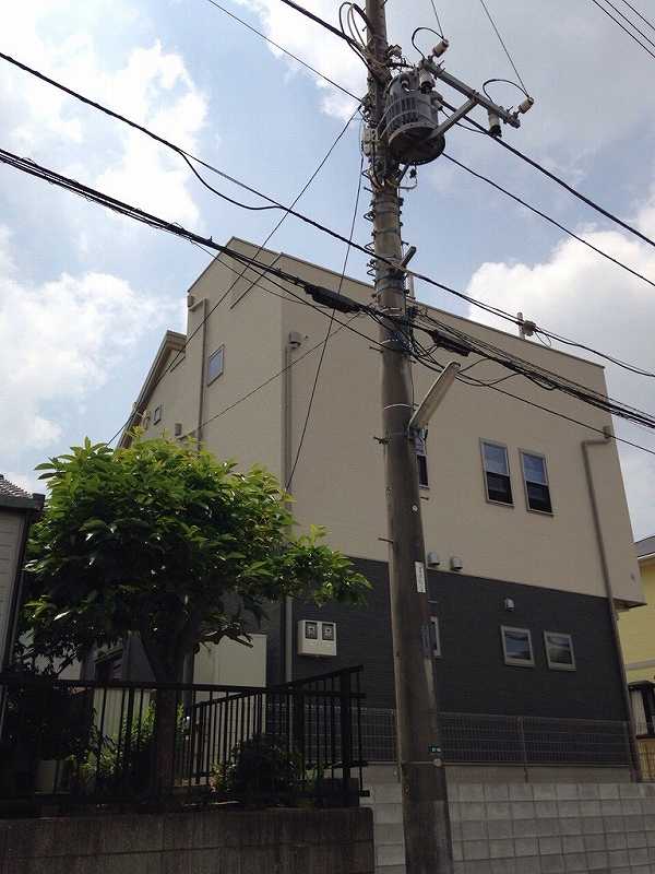 特殊な形の屋根でも最適な設置方法をご提案！