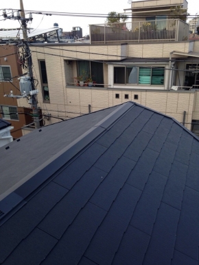 戸建住宅の屋根上