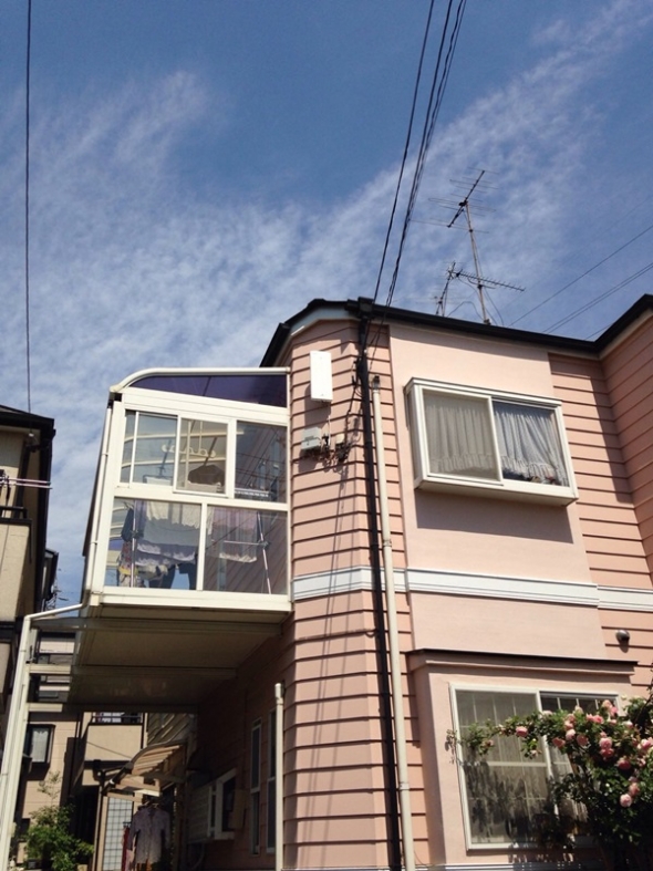 デザインアンテナを取り付けた戸建住宅