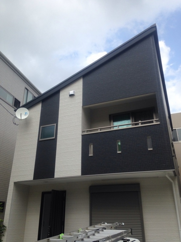 BS/CSアンテナを設置した戸建住宅