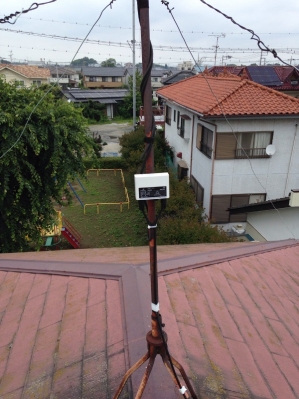 屋根上のブースター