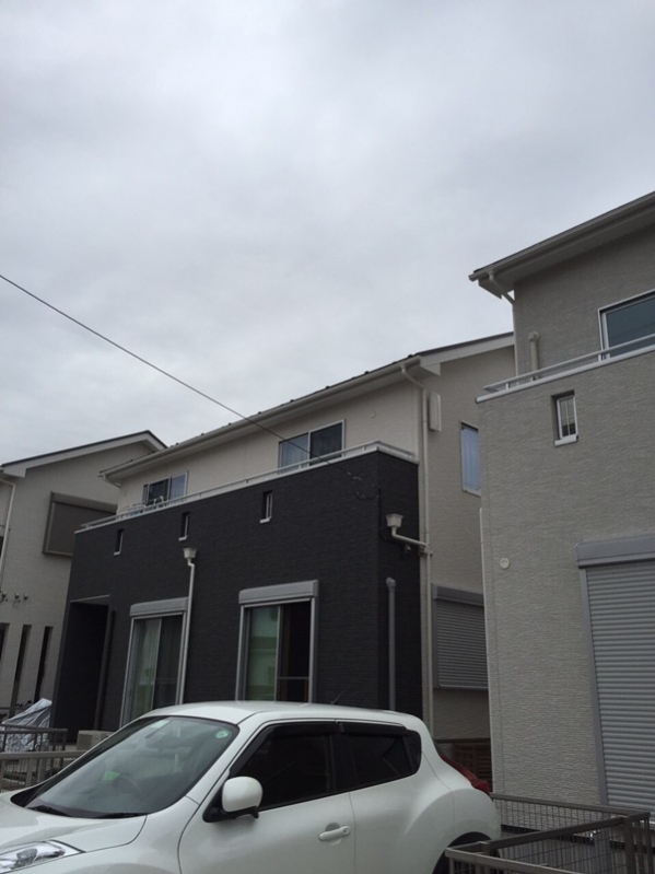 デザインアンテナを設置した戸建住宅