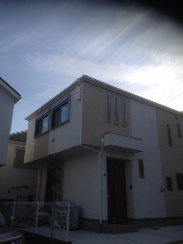 デザインアンテナを設置した戸建住宅