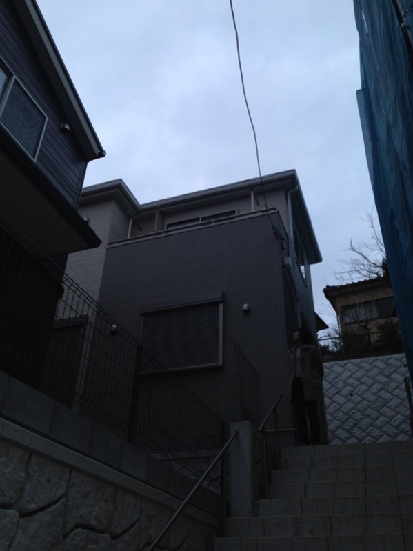デザインアンテナを設置した戸建住宅