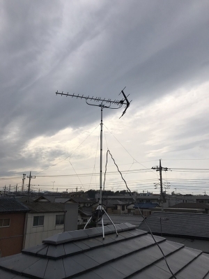 熊谷市拾六間｜UHFアンテナの屋根上工事
