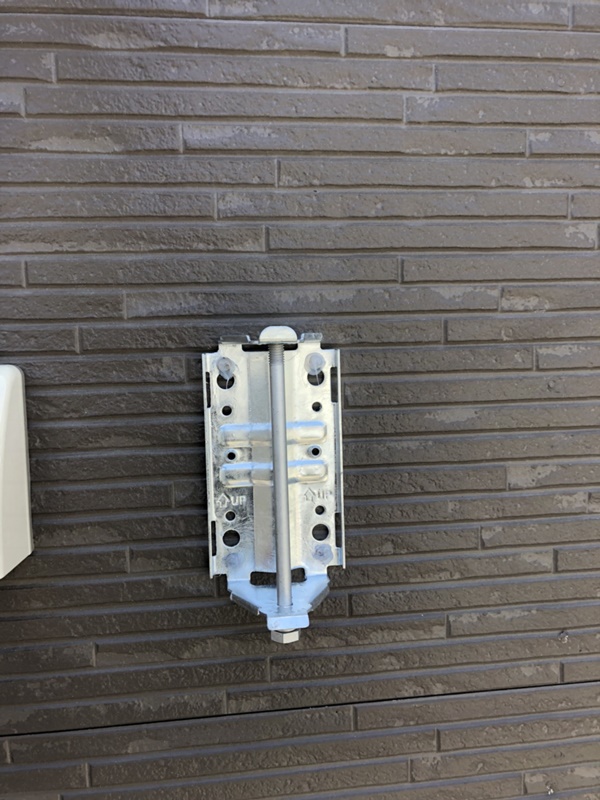 東京都足立区の民泊施設にデザインアンテナを設置