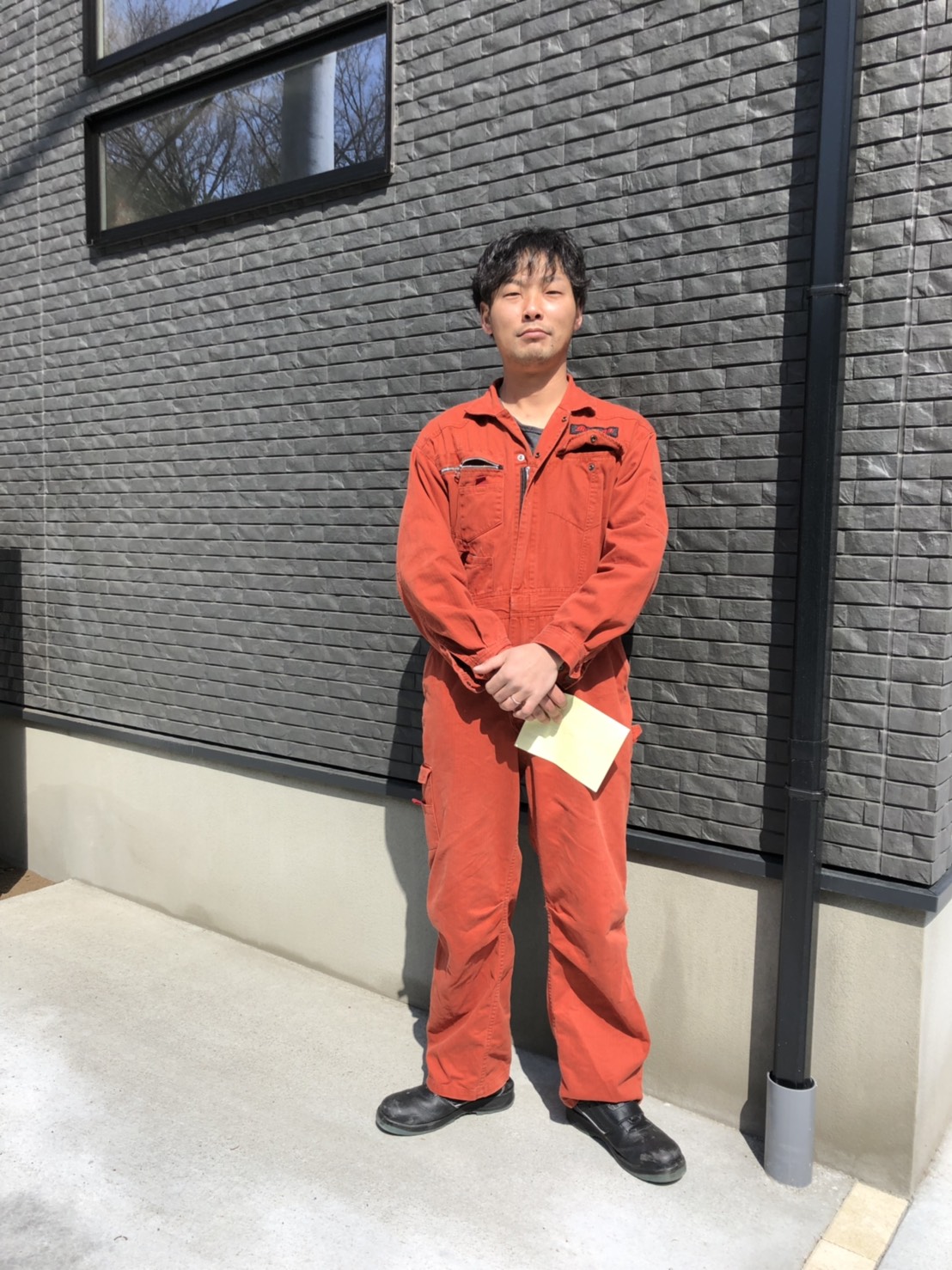 作業着姿の男性