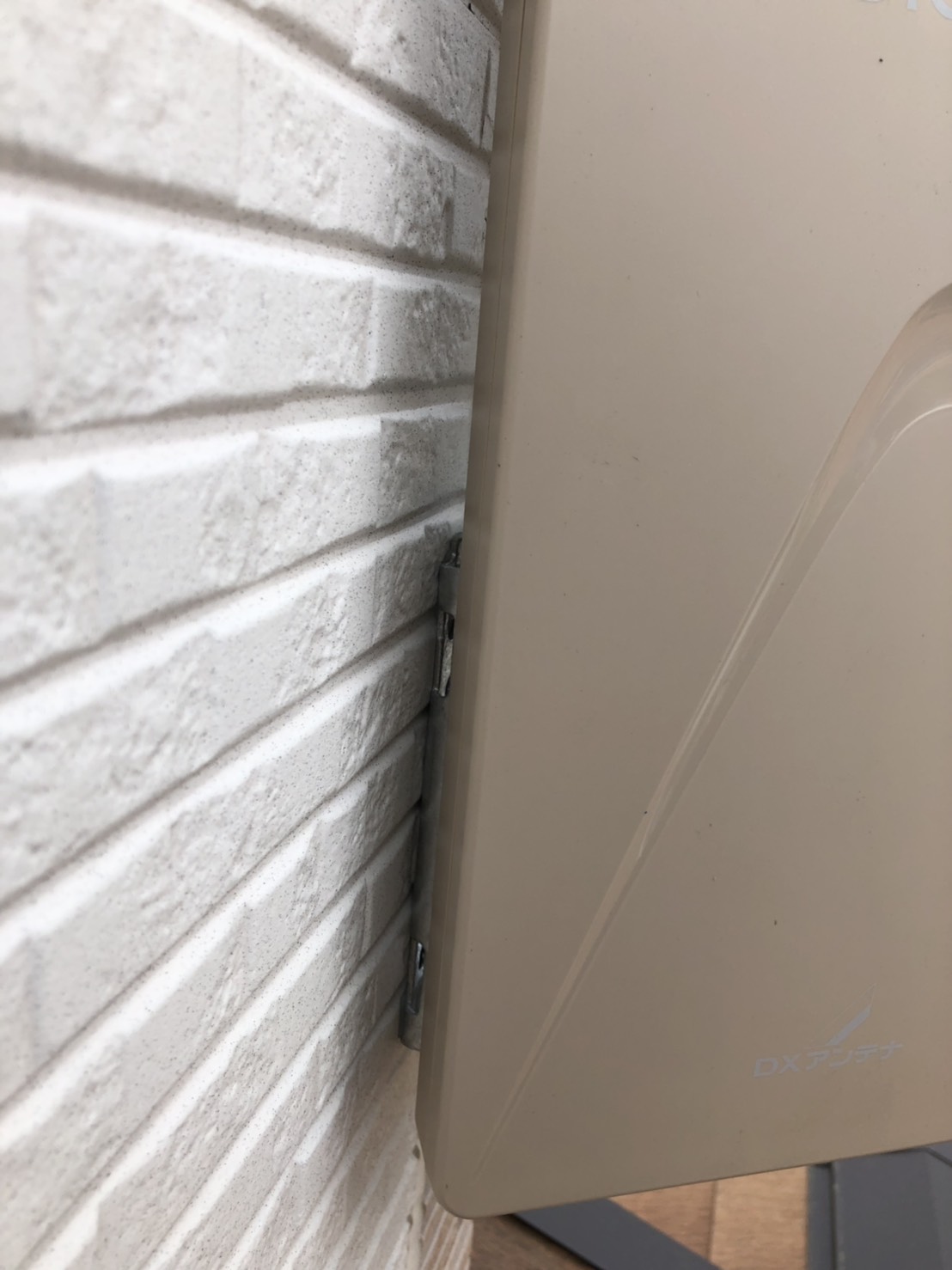 外壁のテレビアンテナ