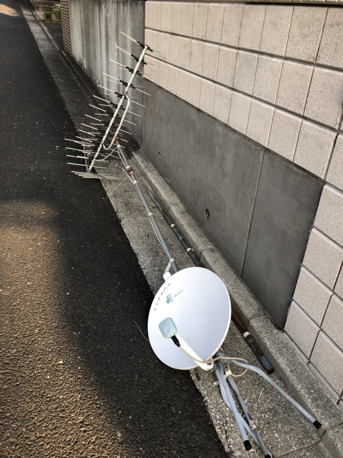 撤去したテレビアンテナ