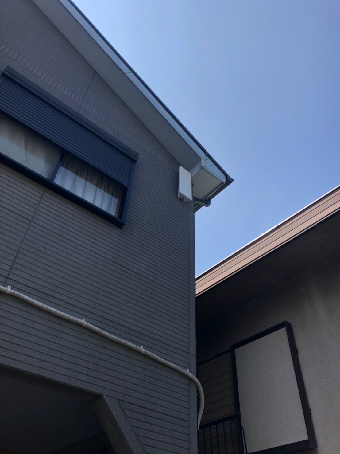 デザインアンテナを設置した戸建住宅