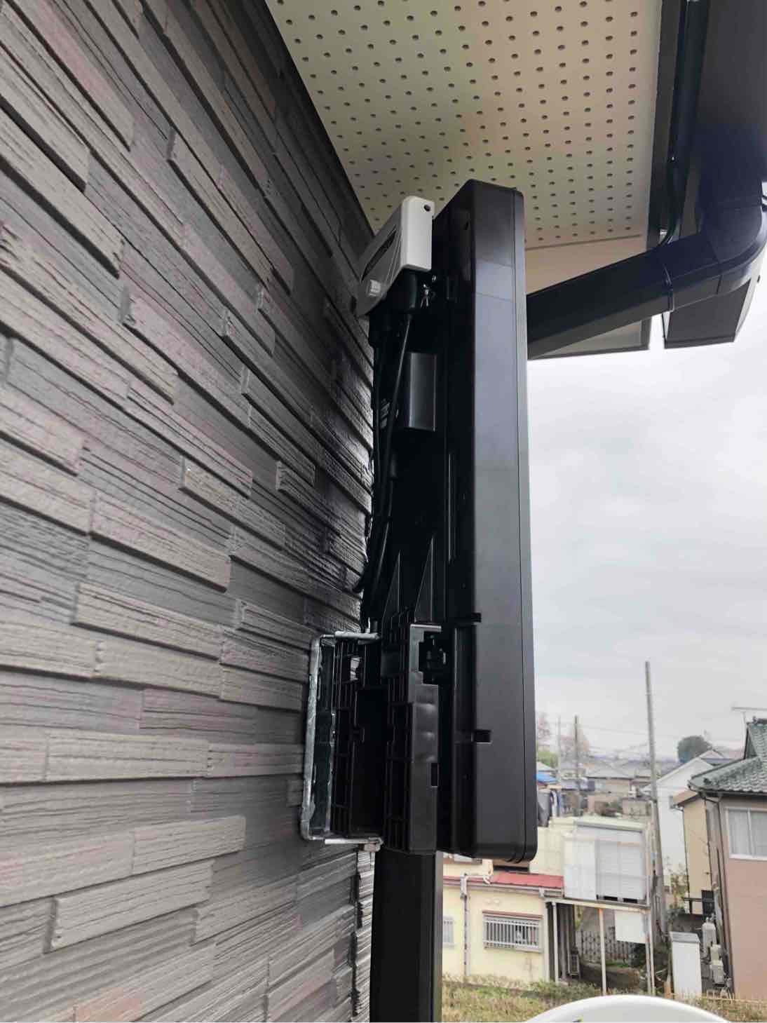外壁に取り付けたデザインアンテナ