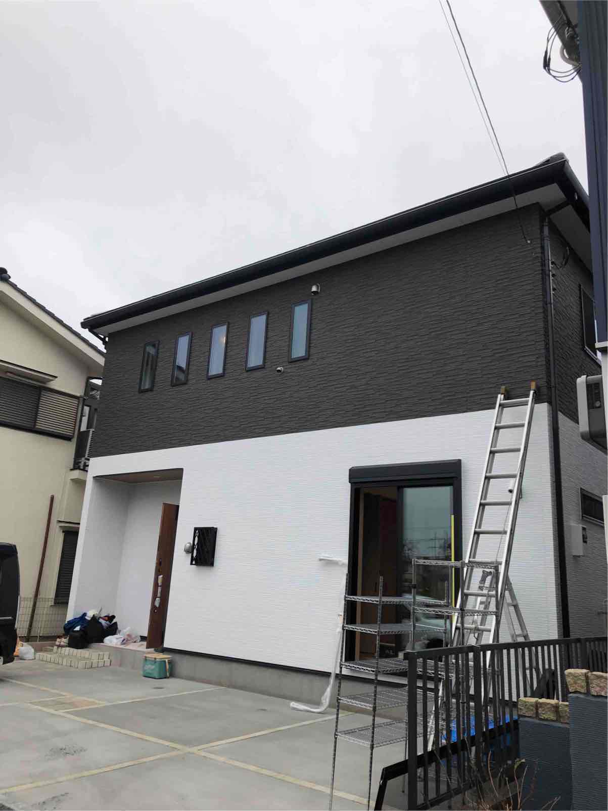 デザインアンテナとBSCSアンテナを外壁に設置♪【埼玉県飯能市】