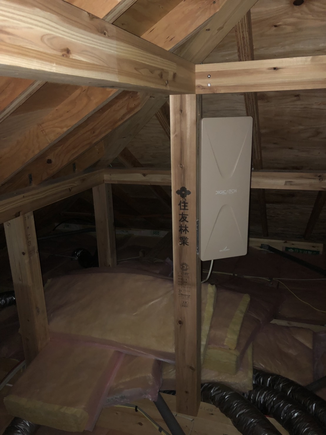 屋根裏設置は電翔の無料見積もり活用が◎ つくば市の新築アンテナ工事♬