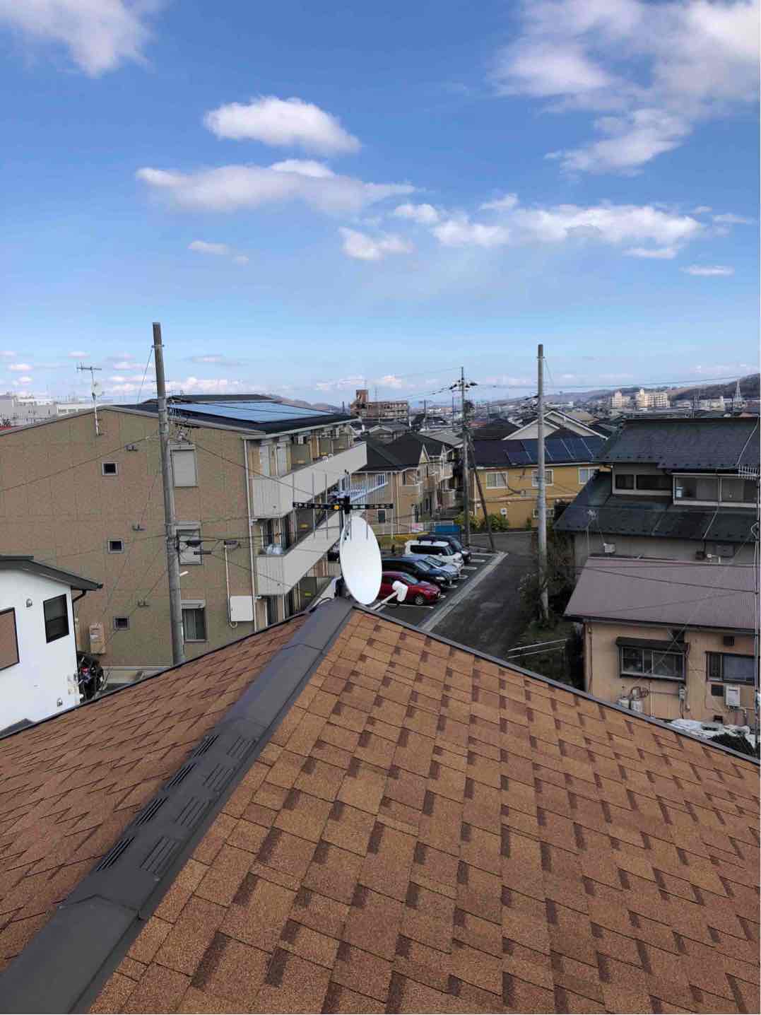 住宅の屋根上
