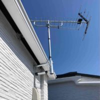 外壁のUHFアンテナ