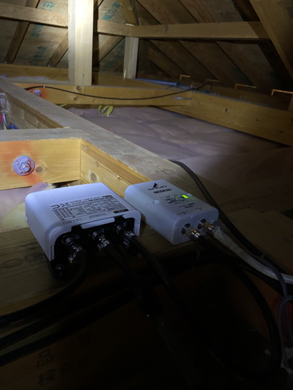 屋根裏の機器類