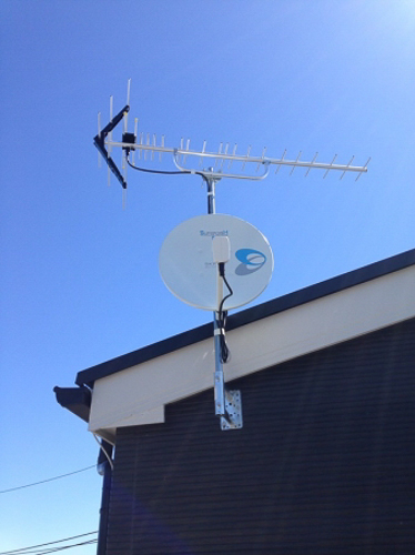 外壁のテレビアンテナ