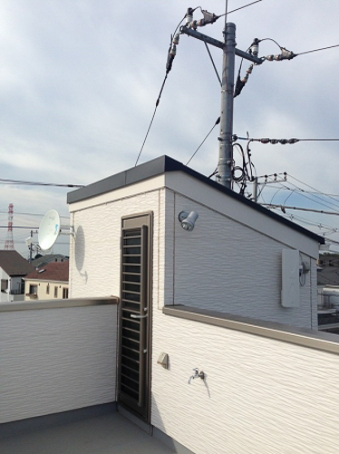 外壁のテレビアンテナ
