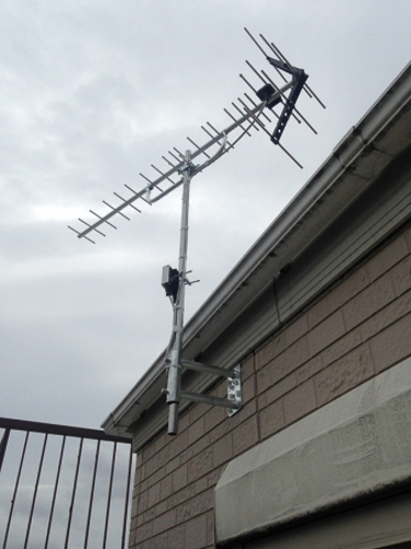 外壁のテレビアンテナ
