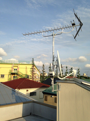 外壁のテレビアンテナ