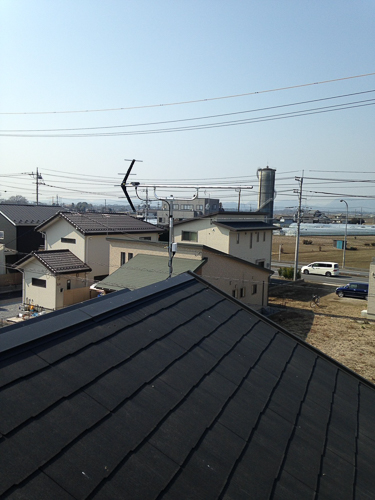 破風板に取り付けたUHFアンテナ