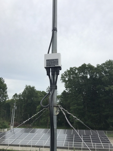 支柱に取り付けたブースター