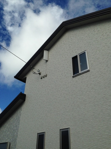 デザインアンテナを設置した戸建住宅