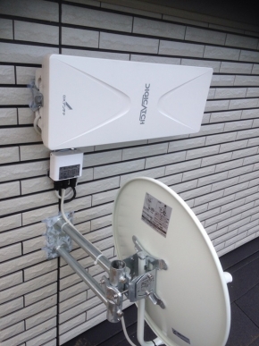 外壁のテレビアンテナ
